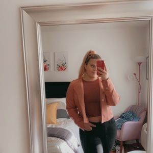 Meet your Posher, Brid